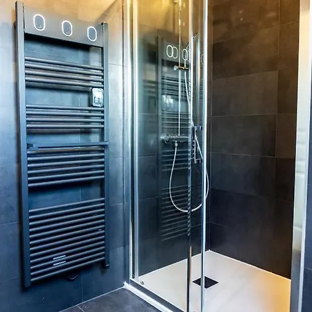 Les Nids Perches - Rue Sainte Croix