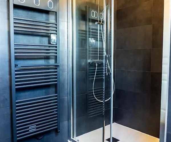 Les Nids Perches - Rue Sainte Croix